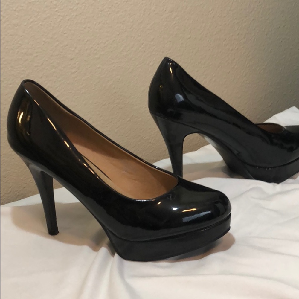 Black shiny high heels
